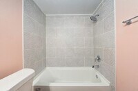 22081 River Oaks Dr photo'