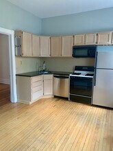 620 W Briar Pl, Unit 1 in Chicago, IL - Building Photo - Building Photo