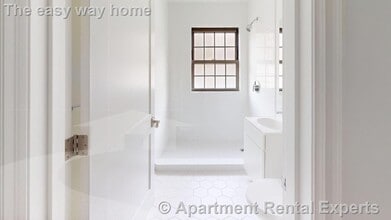 1200 Massachusetts Ave in Cambridge, MA - Building Photo - Building Photo
