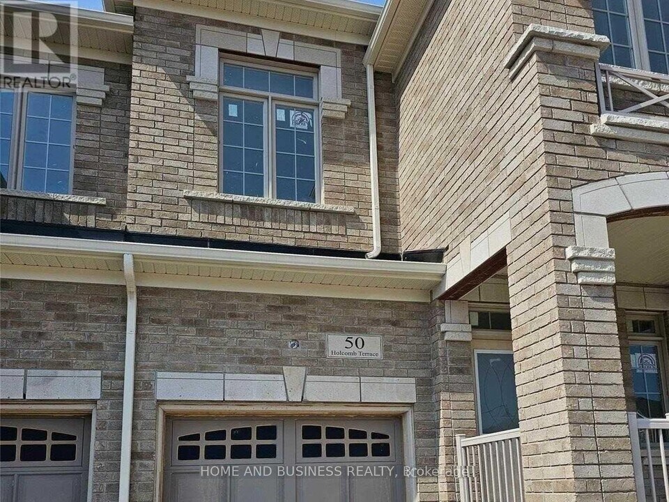 50 Holcomb Ter in Hamilton, ON - Building Photo
