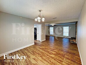 4810 Glenvillage St in Houston, TX - Building Photo - Building Photo