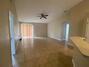 701 Leonardo Ct in Kissimmee, FL - Building Photo - Building Photo
