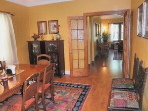 1812 Colfax St, Unit 1 in Evanston, IL - Foto de edificio - Building Photo