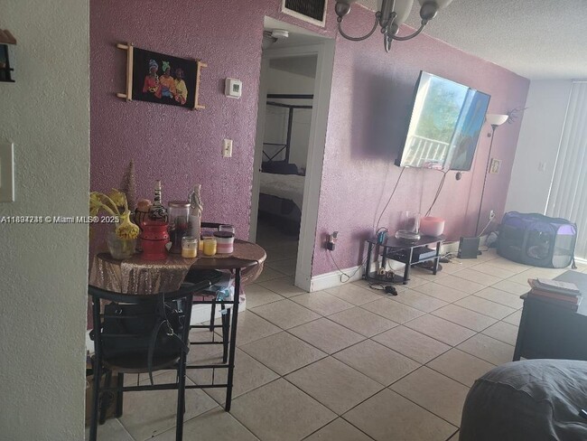 property at 1805 Sans Souci Blvd