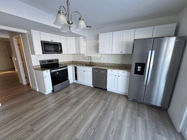 819 Navajo Trail in Warrenton, MO - Foto de edificio - Building Photo