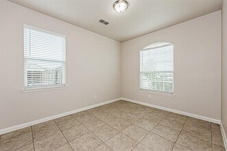 9425 Bald Cypress St in Forney, TX - Building Photo - Building Photo