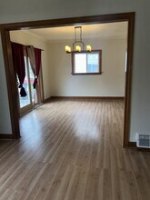 1757 C Ave NE in Cedar Rapids, IA - Building Photo - Building Photo