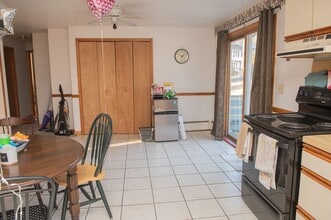 200 Bear Path Rd in Hamden, CT - Building Photo - Building Photo