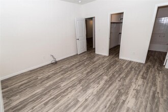5807 Kyle Cove Dr in Katy, TX - Foto de edificio - Building Photo