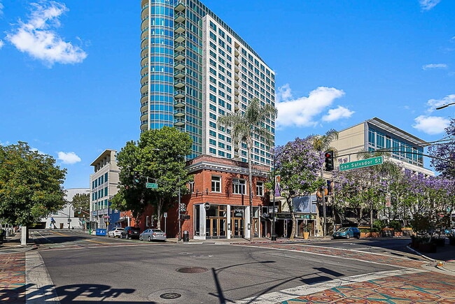 360 Residences