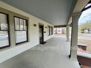 1401 E Powhatan Ave in Tampa, FL - Building Photo - Building Photo