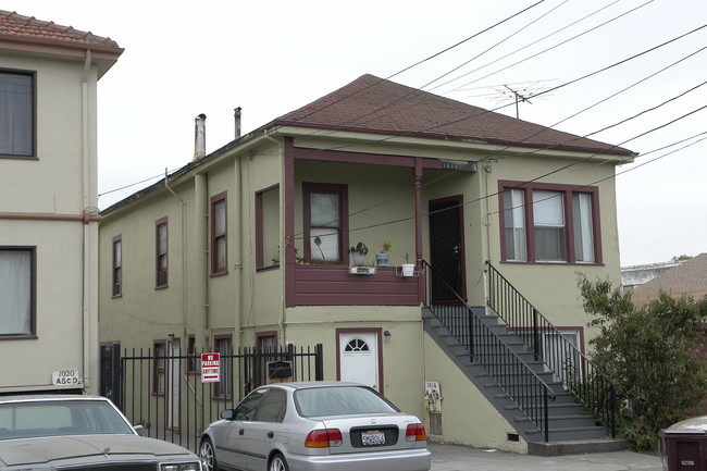 1016-1020 82nd Ave in Oakland, CA - Foto de edificio - Building Photo