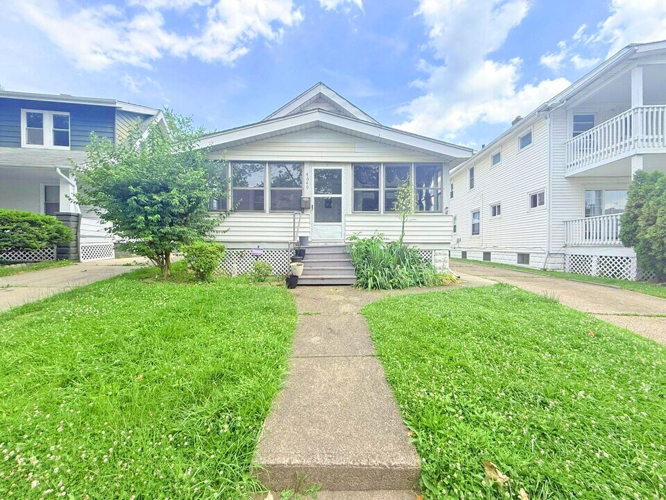 4649 Horton Rd in Garfield Heights, OH - Building Photo