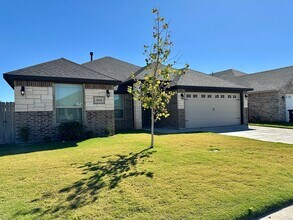 8618 Alnwick Dr in Odessa, TX - Building Photo - Building Photo