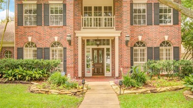3902 Lyndhurst Pl in Sugar Land, TX - Building Photo - Building Photo