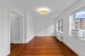 284 Orange St in New Haven, CT - Building Photo - Building Photo