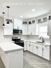 1635 Playa Dr in Weslaco, TX - Building Photo - Building Photo