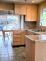 402 Nobel Dr in Santa Cruz, CA - Building Photo