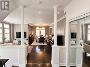 1 Granite Ct in Toronto, ON - Building Photo - Building Photo