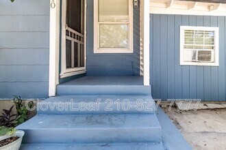 210 Harwood Dr in San Antonio, TX - Building Photo - Building Photo