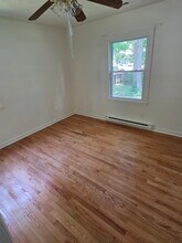 8 N Fern Ave in Highland Springs, VA - Building Photo - Building Photo