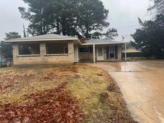 property at 3002 Hazel Cir