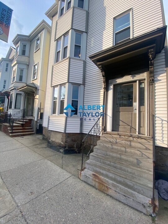 1568 Tremont St, Unit 1 in Boston, MA - Building Photo