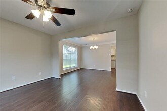 2916 Tower Bridge Ct in Pearland, TX - Building Photo - Building Photo
