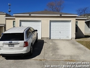 8017 Maverick Climb in San Antonio, TX - Building Photo - Building Photo