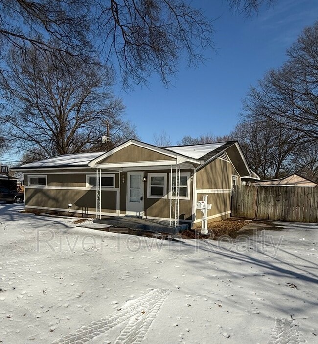 property at 824 Milstead Rd