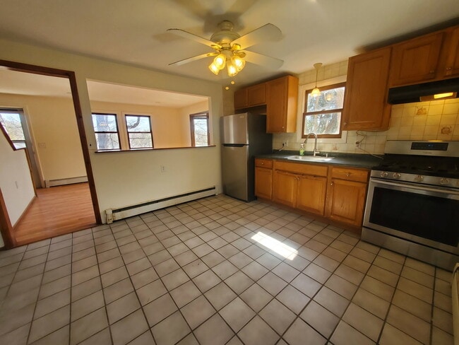 5 Woodlawn Ave in Norwalk, CT - Building Photo - Building Photo