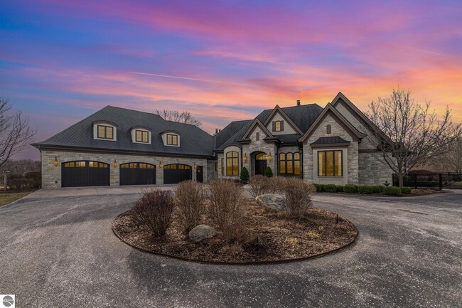 property at 1250 S Shepherd Rd