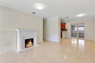 450 NW 40th Ct in Miami, FL - Building Photo - Building Photo