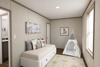 102 Donald Ave in Lansing, MI - Building Photo - Building Photo