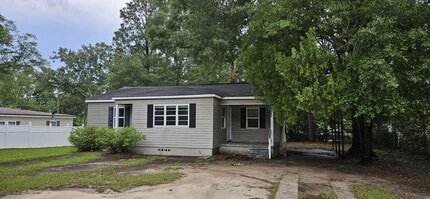 1528 S Park Ave in Dothan, AL - Building Photo - Building Photo