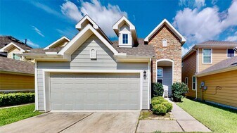 6351 Wilshire Ridge in Houston, TX - Building Photo