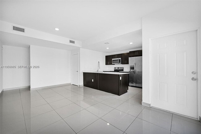 25874 SW 139th Ct in Naranja, FL - Building Photo - Building Photo