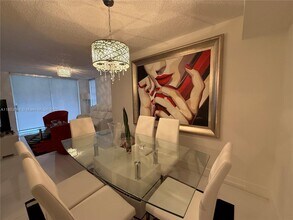 4500 NW 107th Ave in Doral, FL - Building Photo - Building Photo
