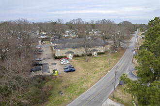 Sunnybrook Apartments in Chesapeake, VA - Building Photo - Building Photo