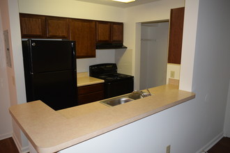 Chickahominy Bluff Apartments - Tax Credit in Mechanicsville, VA - Building Photo - Building Photo