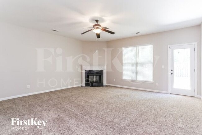 4247 Sir Dixon Dr in Fairburn, GA - Building Photo - Building Photo
