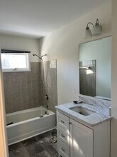 245 Lakeshore Dr in Mooresville, NC - Building Photo - Building Photo