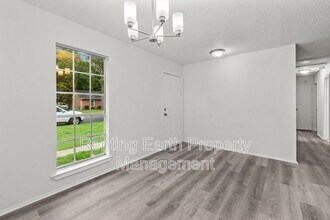 6140 Cherry Hill Rd in Montgomery, AL - Foto de edificio - Building Photo