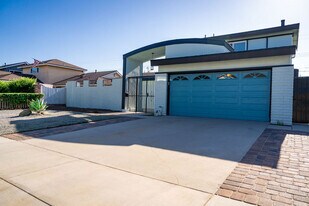 16771 Glenhaven Ln in Huntington Beach, CA - Building Photo