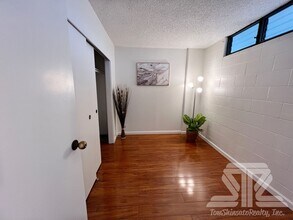 1314 Kinau St in Honolulu, HI - Building Photo - Building Photo