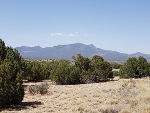 28 W San Marcos Rd, Unit Furnished Guest Unit in Santa Fe, NM - Building Photo - Building Photo