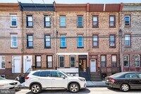 1720 Moore St photo'