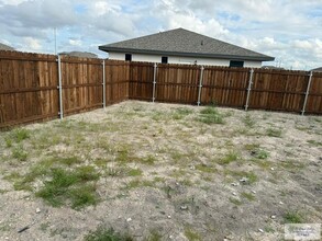 2306 Cove Real Dr in Harlingen, TX - Building Photo - Building Photo