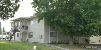 1612 Sycamore Dr Apartments