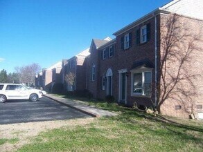461 Bramblewood Ln in Knoxville, TN - Building Photo - Building Photo